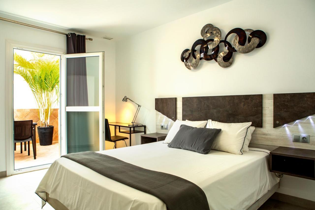 Apartamentos Aponiente Conil De La Frontera Exterior foto